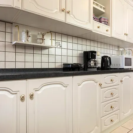 Feriehus Ilenia's 3 Bedroom House With Private Pool