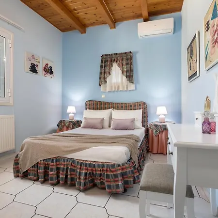 Ilenia's 3 Bedroom House With Private Pool Feriehus Laganas