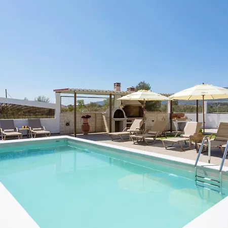 Feriehus Ilenia's 3 Bedroom House With Private Pool Laganas